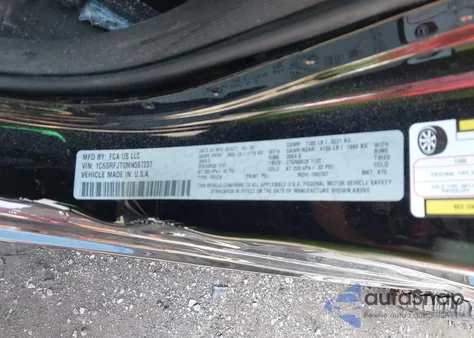 2021 Ram 1500 Laramie 4X4 5'7 Box из США, поврежденный, VIN 1C6SRFJT0MN567237